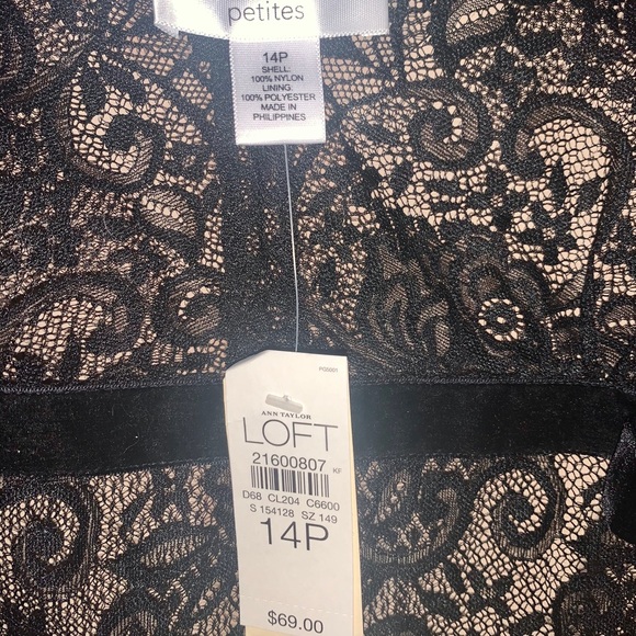 Ann Taylor Loft Black Lace Top - NWT - Picture 3 of 3
